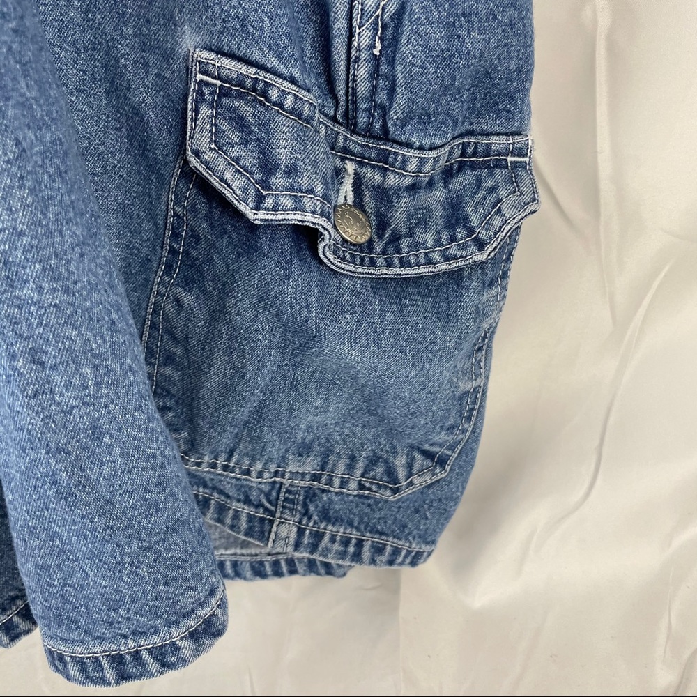 Warner Bros. Blue & White Looney Tunes Overalls - Picture 14 of 15